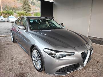 Alfa Romeo Giulia 2.2 Turbodiesel 180 CV AT8 Busin
