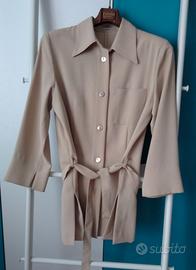 Tailleur giacca con spalline e gonna Conbipel