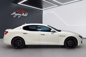 Maserati Ghibli 3.0 V6 ds 275cv auto