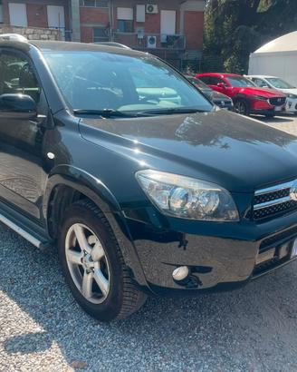 Toyota RAV 4 RAV4 2.2 D-4D 177 CV Luxury