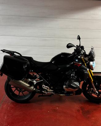 BMW R1250R
