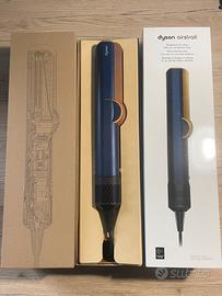 Dyson Airstrait