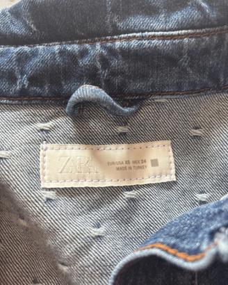 giacca di jeans di Zara taglia Xs