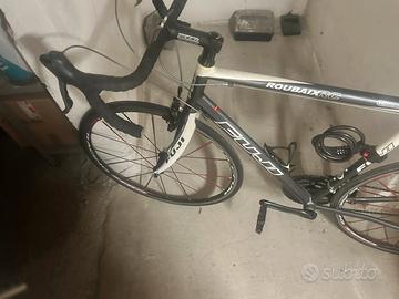 Bici da corsa fuji roubaix rc