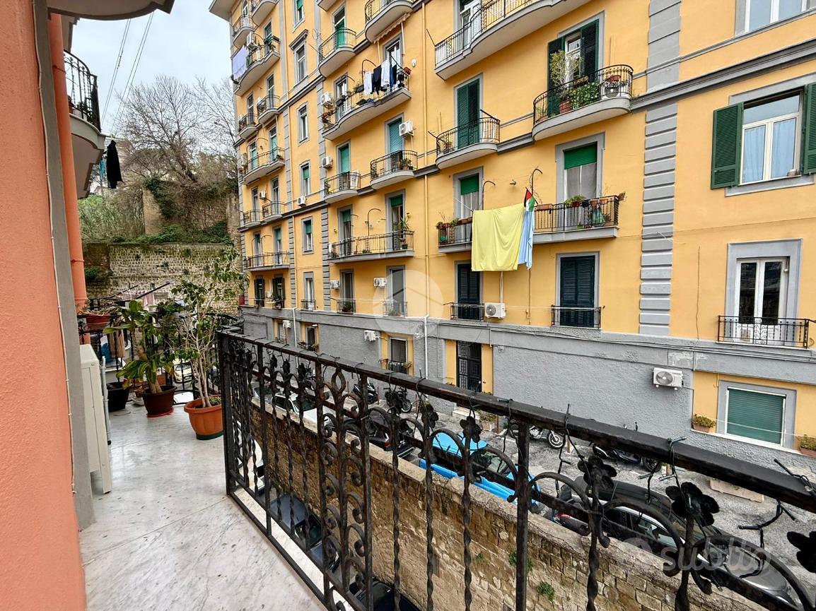 Apartment in Napoli, Chiaia, Municipalità 1 - Vista 2