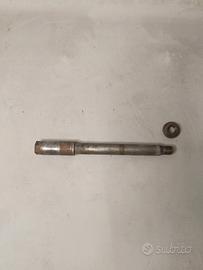 Perno ruota anteriore Yamaha Yz 125 96/2001