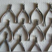 Tronchesini estetica pelli e cuticole  (12)