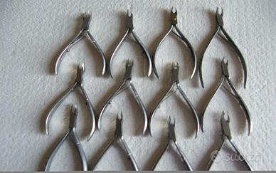 Tronchesini estetica pelli e cuticole  (12)