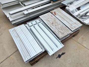 ripiani zincati per scaffalature usati