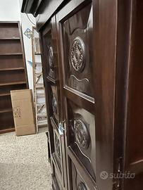 Antiquariato armadio e cassettiera II 900