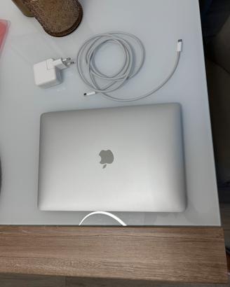 Macbook Air 13” 2019 - Argento - OS Sonoma