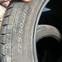 Gomme Estive 225/50/zr 18 Hankook
