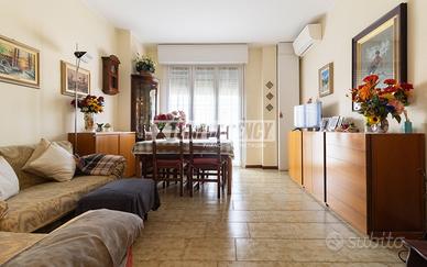 Appartamento a Milano Via Rogoredo 3 locali