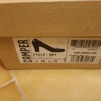 scarpe nere marca "camper"