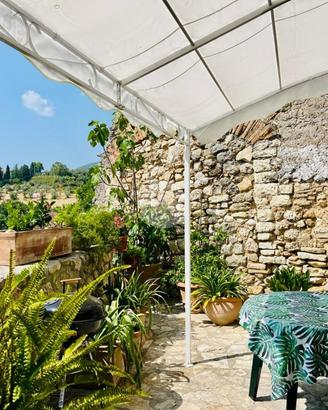 5 LOCALI A TARANO