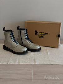 Anfibi Dr.Martens 1460 Y Nuovi con scatola - N. 37
