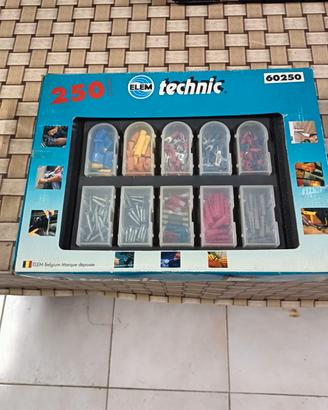 Set 250 Pezzi Minuteria
