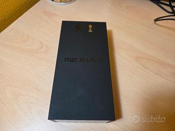Motorola Razr 70 Ultra 16/512Gb Legno Nuovo Sigill