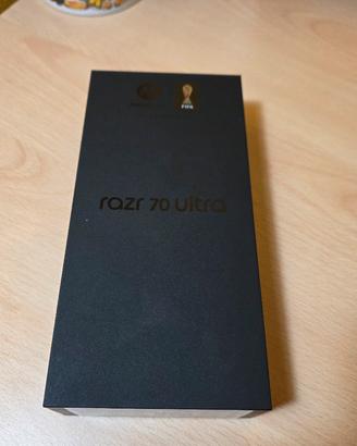Motorola Razr 70 Ultra 16/512Gb Legno Nuovo Sigill