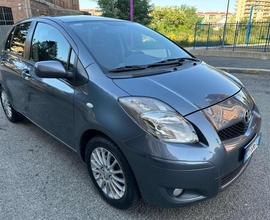 TOYOTA Yaris 1.3 5 porte M-MT Sol