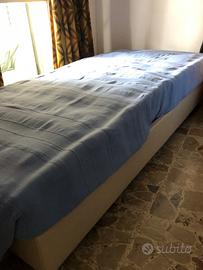 Letto singolo con doghe