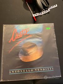 Vinile venditti