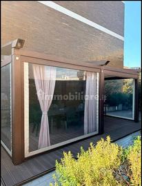 BILOCALE CON TERRAZZO-ZONA SOLARI 