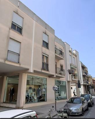 Signorile appartamento a Valderice, in via Vespri