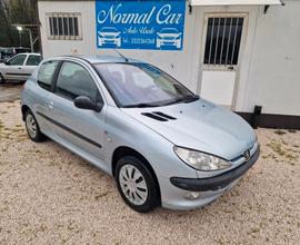 Peugeot 206 1.1 3p. XT