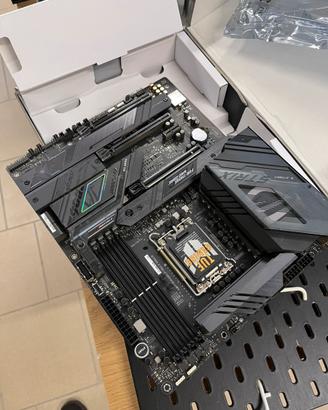 Asus TUF gaming Z790-plus wifi LGA1700 DDR5
