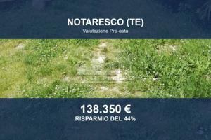Immobile in asta di 374 m² con box auto a Notaresc