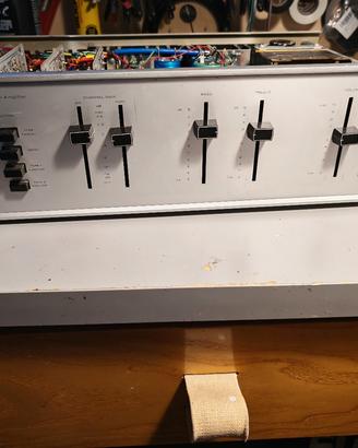 Amplificatore integrato Radford Hd250