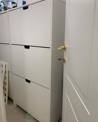 Due scarpiere stall ikea
