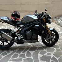 Triumph speed triple 1200rs