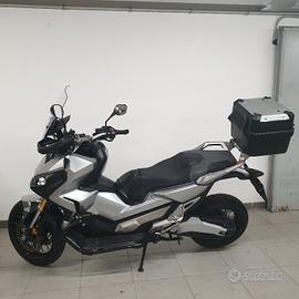 Honda X-ADV scooter