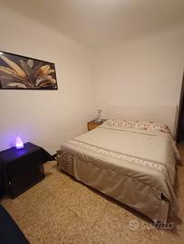 Stanza a sampierdarena per donne/ragazze