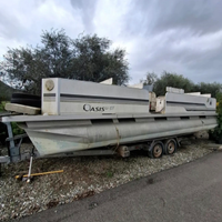 Imbarcazione Ponton boat con motore e carrello