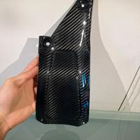 Paraspruzzi fibra di carbonio ktm husqvarna gasgas