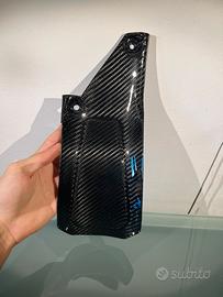 Paraspruzzi fibra di carbonio ktm husqvarna gasgas