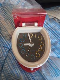 Orologio a forma di water