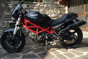 Ducati monster 695