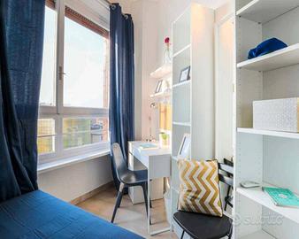 Stanza in appartamento di 94 m² a Milano