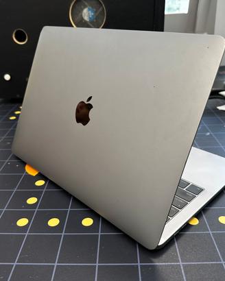 MacBook Pro 13”