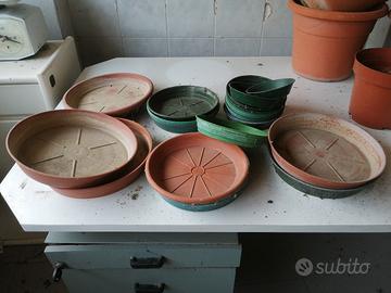 Sottovasi in plastica