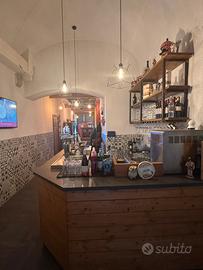 pizzeria al centro storico di napoli