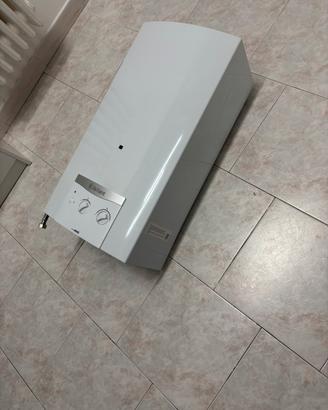Scaldabagno gas Vaillant (GPL)