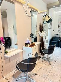 Negozio di parrucchiere unisex