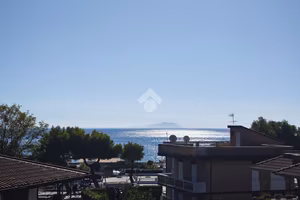 PALAZZINA A MINTURNO