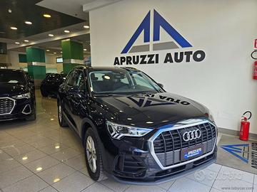 AUDI Q3 35 TDI S tronic Business
