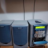 compatto stereo Aiwa funziona solo cd e radio